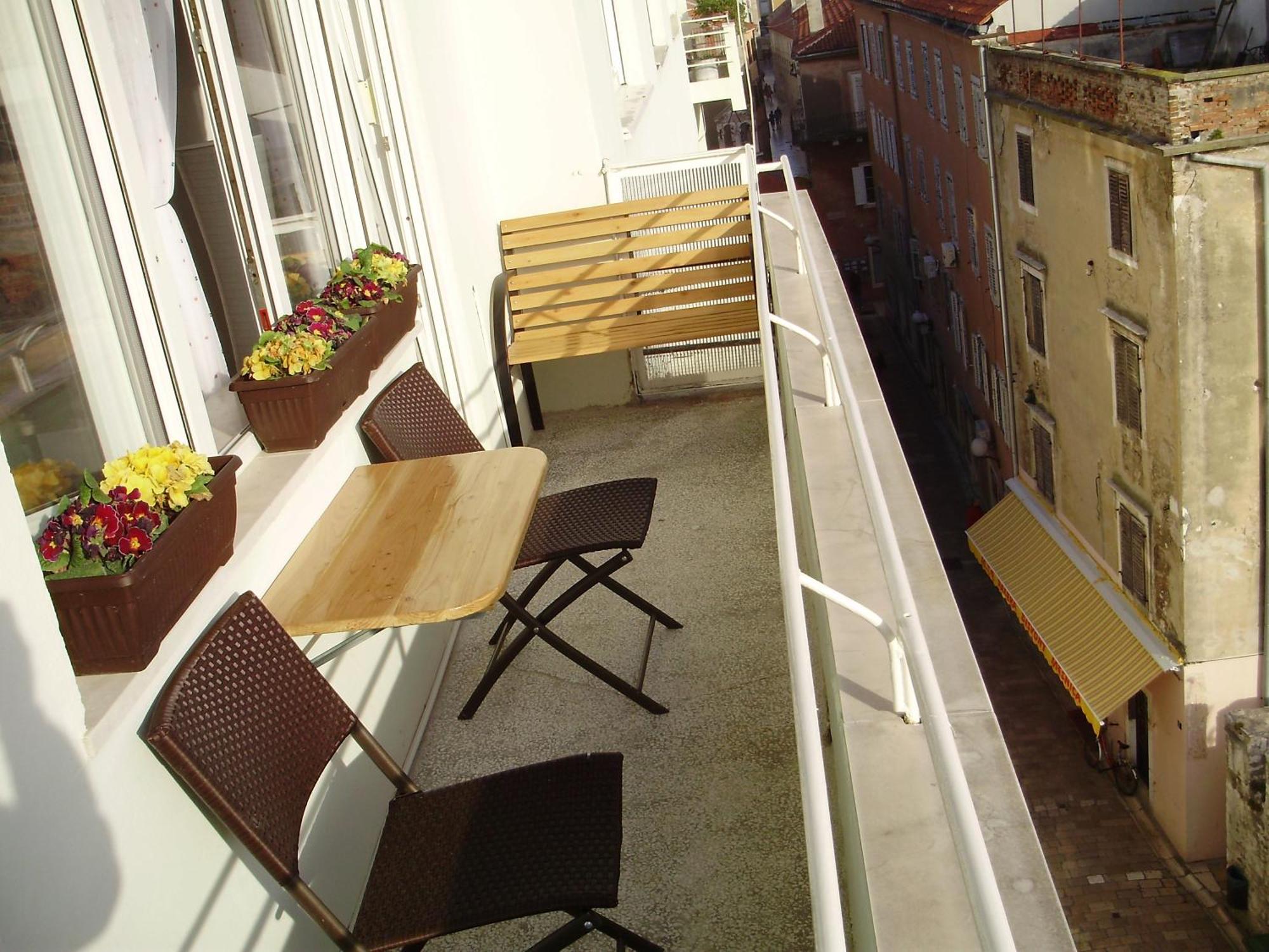 City Center Accommodation ザダル エクステリア 写真