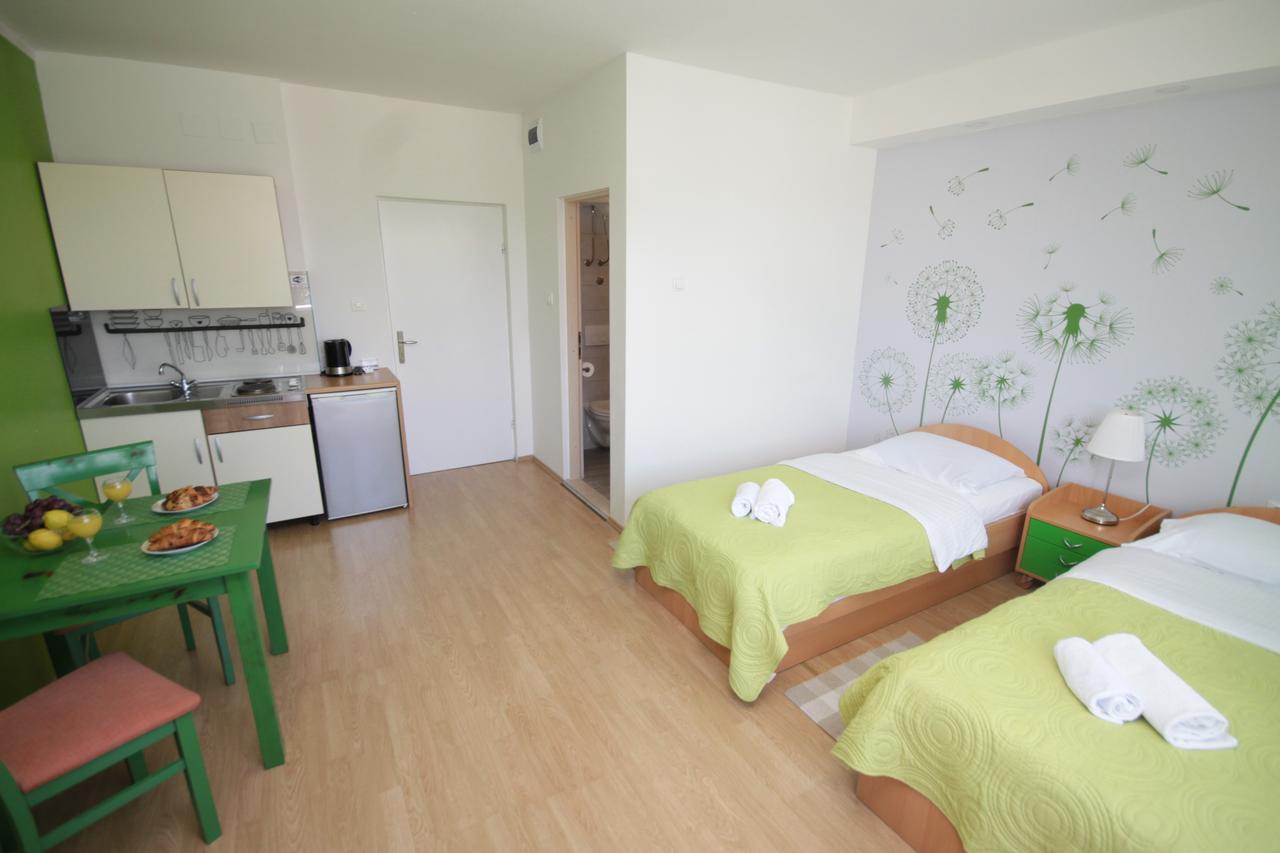 City Center Accommodation ザダル エクステリア 写真
